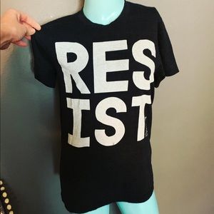 Resist t-shirt small soft Power to the people
